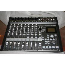 Korg D888 Digital Recorder Image